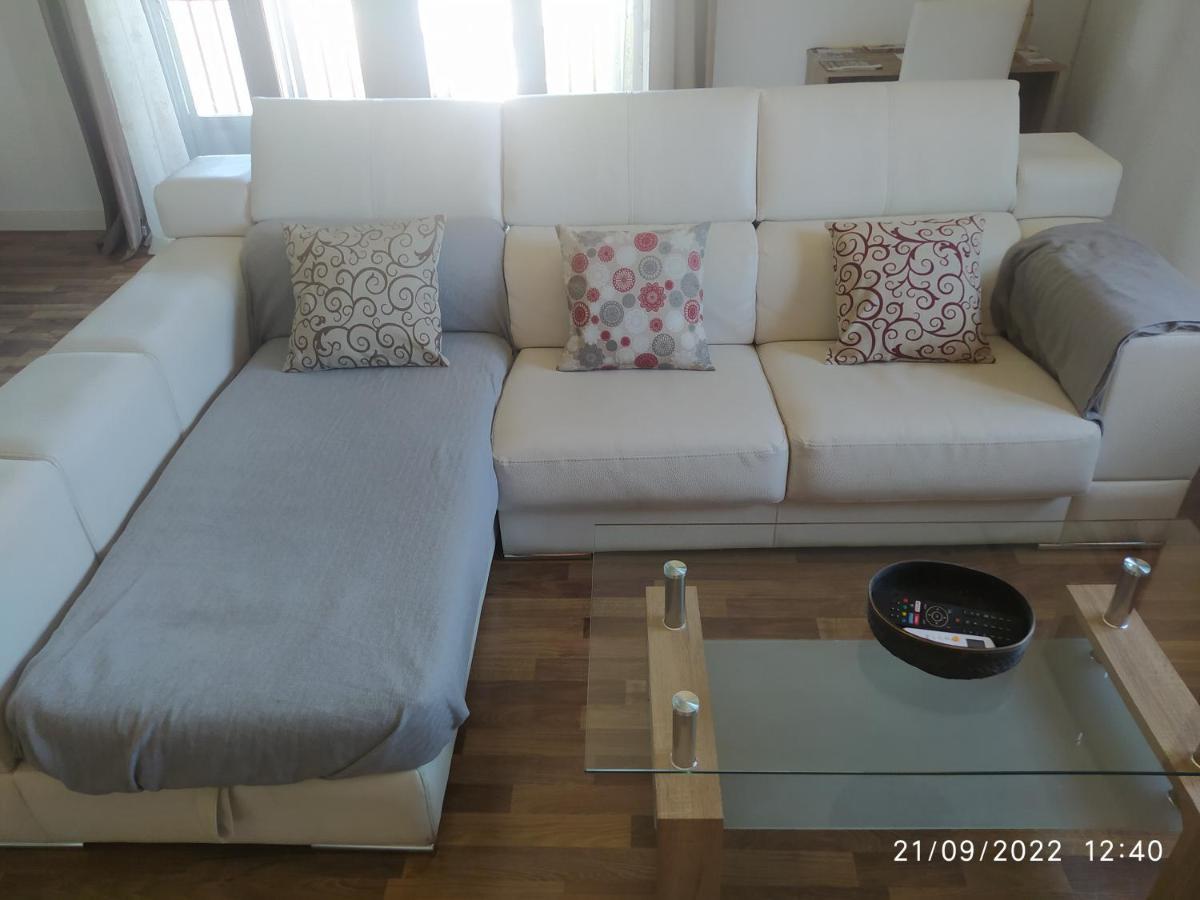 Piso Navas Apartment Navas de San Antonio Luaran gambar